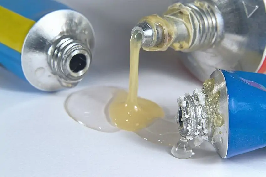 onthouden Slordig vriendelijke groet Best Glue for Rubber - Choosing the Right Rubber Adhesive