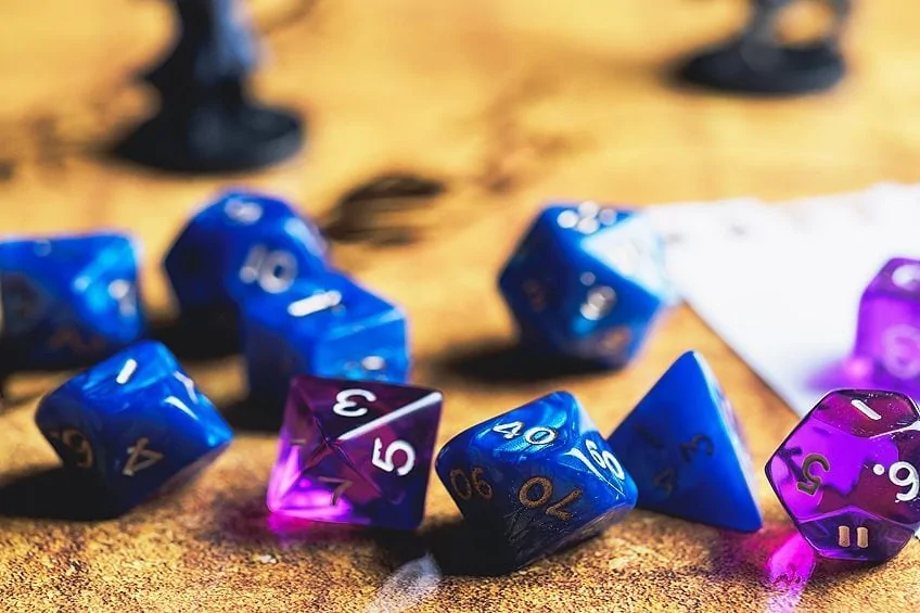 How to Make Your Own Dice Easily