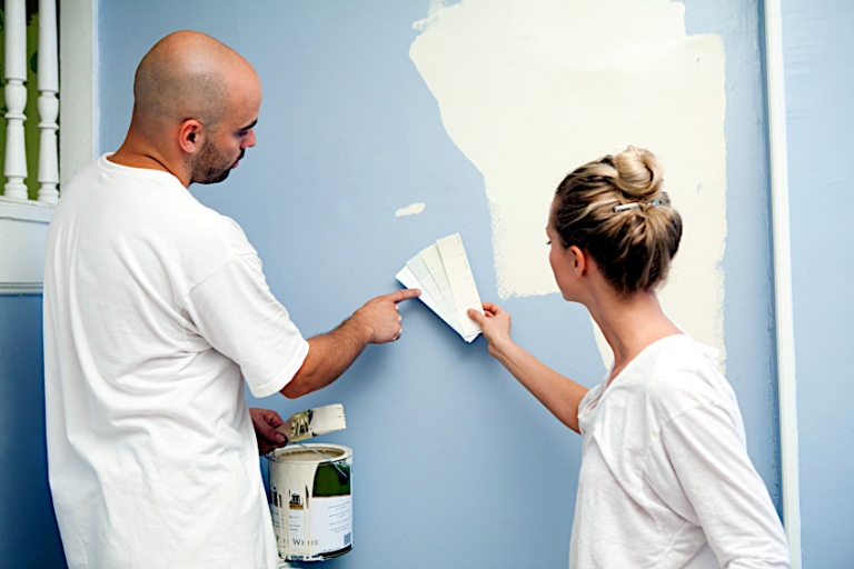 Eggshell vs. Satin Paint – Choose the Best Paint Finish for Your Project