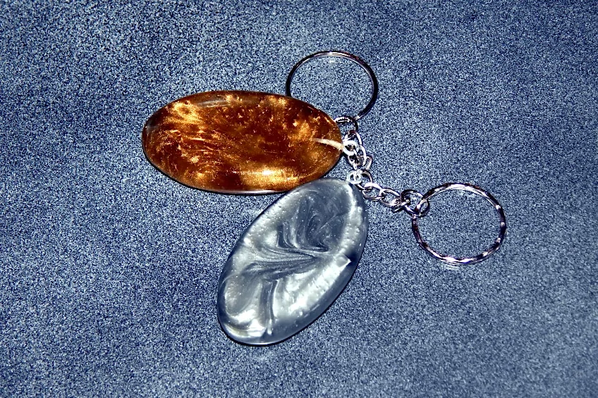 Key Chains in Polyester Resin