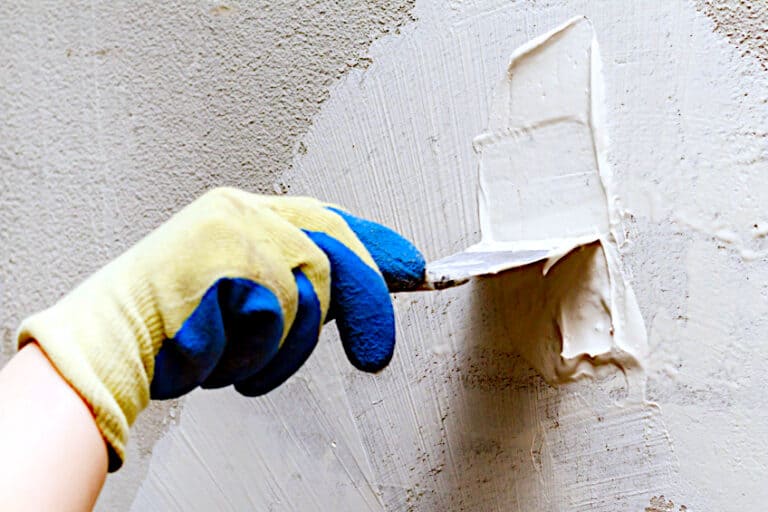Spackle vs. Joint Compound – When to Use Which Filler