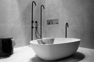 How to Paint a Bathtub – Easily Refinishing Your Old Tub